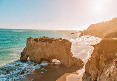 Bãi biển Malibu Beach tại thành phố Los Angeles 